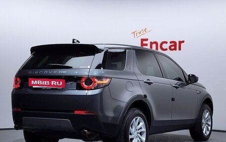 Land Rover Discovery Sport I рестайлинг, 2017 год, 1 810 000 рублей, 2 фотография