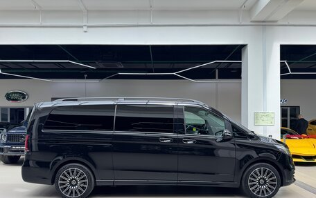 Mercedes-Benz V-Класс, 2024 год, 12 490 000 рублей, 8 фотография