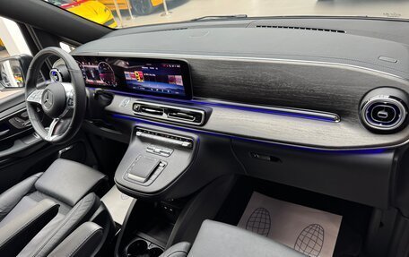 Mercedes-Benz V-Класс, 2024 год, 12 490 000 рублей, 34 фотография