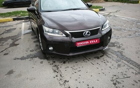 Lexus CT I рестайлинг, 2013 год, 1 100 000 рублей, 1 фотография