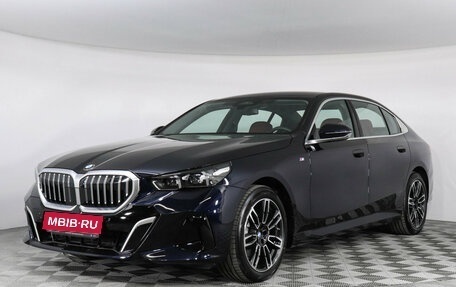 BMW 5 серия, 2025 год, 8 300 000 рублей, 1 фотография