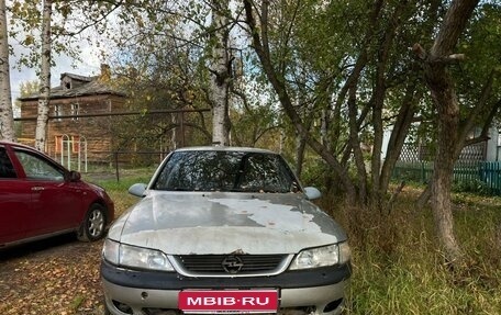 Opel Vectra B рестайлинг, 1998 год, 70 000 рублей, 1 фотография