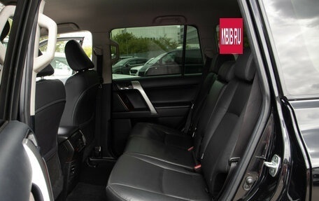 Toyota Land Cruiser Prado 150 рестайлинг 2, 2015 год, 3 139 000 рублей, 9 фотография