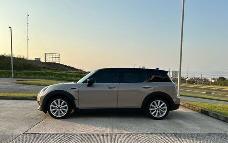 MINI Clubman, 2023 год, 2 325 000 рублей, 4 фотография
