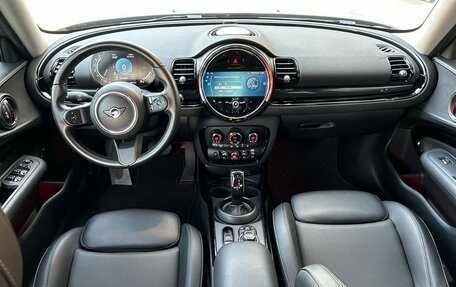 MINI Clubman, 2023 год, 2 325 000 рублей, 10 фотография