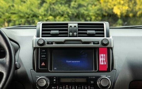 Toyota Land Cruiser Prado 150 рестайлинг 2, 2015 год, 3 139 000 рублей, 12 фотография
