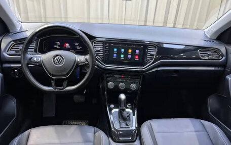 Volkswagen T-Roc I, 2022 год, 1 670 000 рублей, 9 фотография