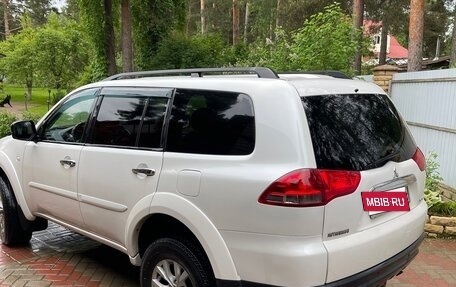 Mitsubishi Pajero Sport II рестайлинг, 2014 год, 1 550 000 рублей, 5 фотография