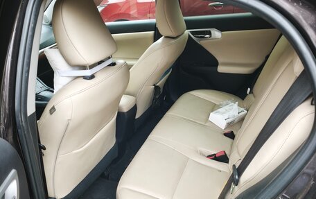 Lexus CT I рестайлинг, 2013 год, 1 100 000 рублей, 9 фотография