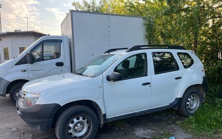 Renault Duster I рестайлинг, 2015 год, 900 000 рублей, 3 фотография