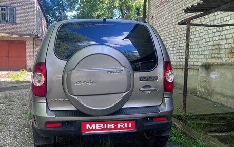 Chevrolet Niva I рестайлинг, 2013 год, 750 000 рублей, 3 фотография