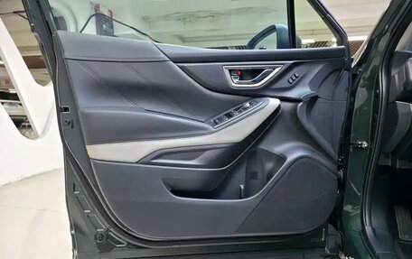 Subaru Forester, 2022 год, 3 050 000 рублей, 10 фотография