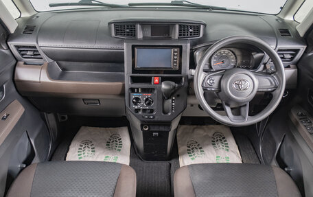 Toyota Roomy I, 2021 год, 1 059 000 рублей, 11 фотография