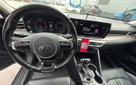 KIA K5, 2021 год, 1 850 000 рублей, 24 фотография