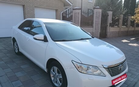 Toyota Camry, 2014 год, 1 550 000 рублей, 3 фотография