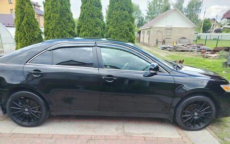 Toyota Camry, 2010 год, 1 150 000 рублей, 4 фотография
