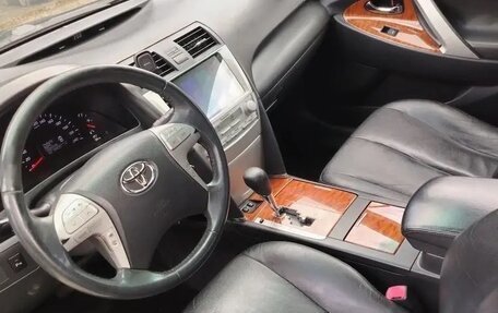 Toyota Camry, 2010 год, 1 150 000 рублей, 10 фотография
