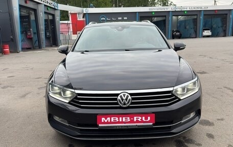 Volkswagen Passat B8 рестайлинг, 2019 год, 2 500 000 рублей, 18 фотография