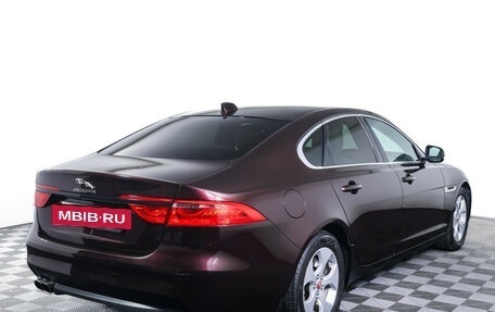 Jaguar XF II, 2017 год, 1 990 000 рублей, 6 фотография