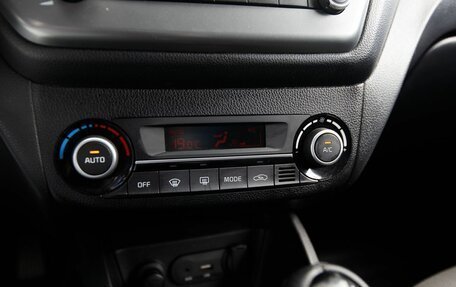 KIA Rio III рестайлинг, 2015 год, 799 000 рублей, 11 фотография