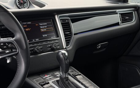Porsche Macan I рестайлинг, 2014 год, 2 990 000 рублей, 22 фотография