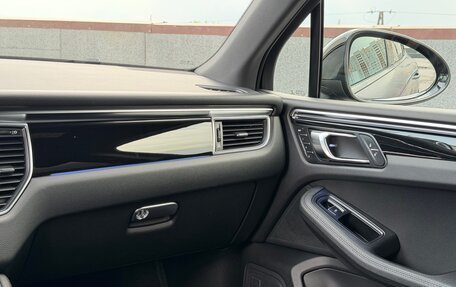 Porsche Macan I рестайлинг, 2014 год, 2 990 000 рублей, 24 фотография
