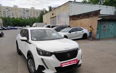 Peugeot 2008 II, 2020 год, 1 450 000 рублей, 2 фотография