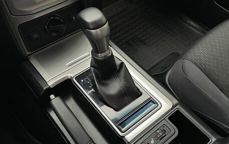 Toyota Land Cruiser Prado 150 рестайлинг 2, 2021 год, 5 400 000 рублей, 13 фотография