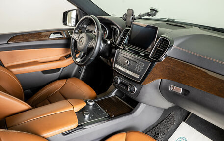 Mercedes-Benz GLS, 2018 год, 4 499 000 рублей, 14 фотография