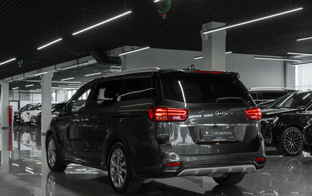KIA Carnival III, 2018 год, 3 000 000 рублей, 4 фотография