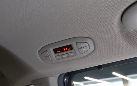 KIA Carnival III, 2018 год, 3 000 000 рублей, 15 фотография