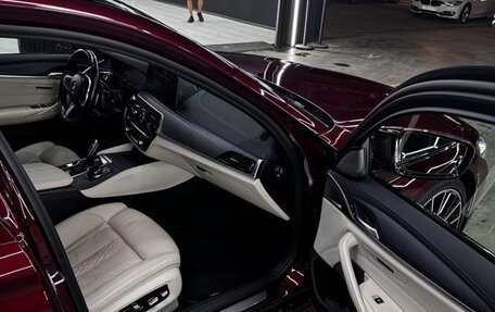 BMW 5 серия, 2021 год, 5 300 000 рублей, 4 фотография