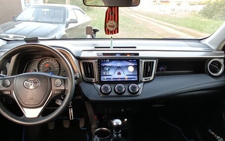 Toyota RAV4, 2014 год, 1 780 000 рублей, 4 фотография
