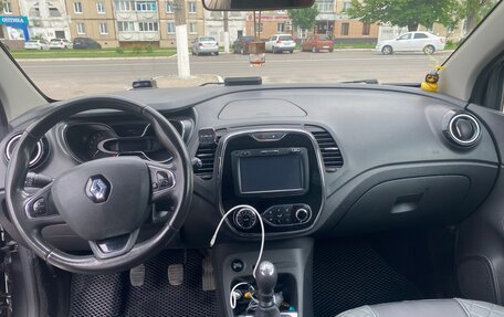 Renault Kaptur I рестайлинг, 2017 год, 1 550 000 рублей, 6 фотография