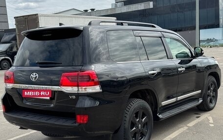 Toyota Land Cruiser 200, 2019 год, 7 200 000 рублей, 5 фотография