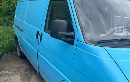 Volkswagen Transporter T4, 1993 год, 380 000 рублей, 3 фотография