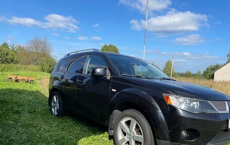 Mitsubishi Outlander III рестайлинг 3, 2008 год, 1 199 000 рублей, 2 фотография