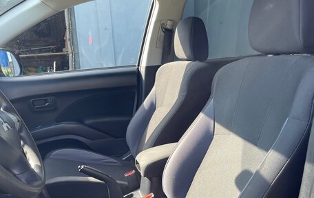 Mitsubishi Outlander III рестайлинг 3, 2008 год, 1 199 000 рублей, 7 фотография