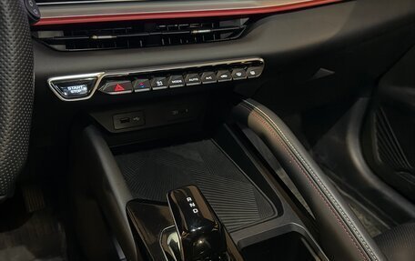 Geely Coolray I, 2024 год, 2 200 000 рублей, 10 фотография