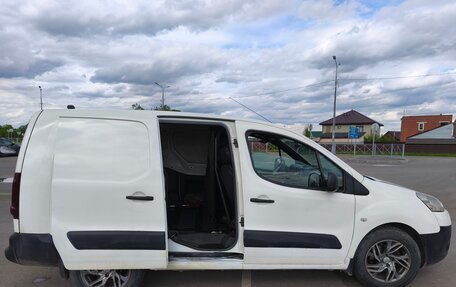 Peugeot Partner II рестайлинг 2, 2012 год, 385 000 рублей, 3 фотография