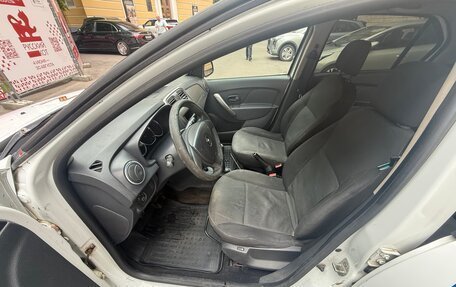 Renault Logan II, 2014 год, 322 910 рублей, 8 фотография