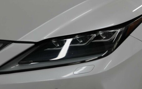 Lexus RX IV рестайлинг, 2021 год, 4 350 000 рублей, 6 фотография