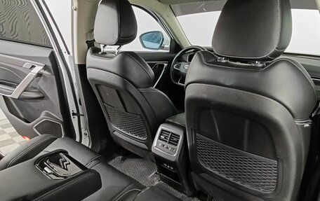 Geely Atlas, 2024 год, 2 250 000 рублей, 15 фотография