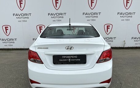 Hyundai Solaris II рестайлинг, 2016 год, 879 000 рублей, 3 фотография