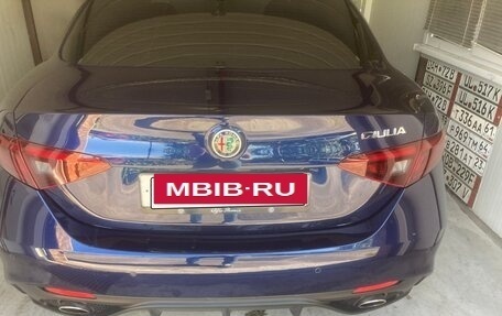 Alfa Romeo Giulia II, 2017 год, 2 700 000 рублей, 9 фотография