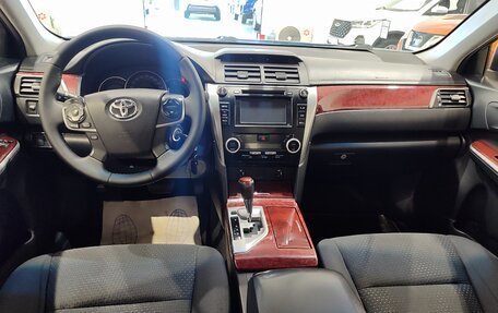 Toyota Camry, 2013 год, 1 620 000 рублей, 7 фотография