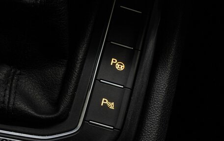 Volkswagen Tiguan II, 2020 год, 2 549 000 рублей, 13 фотография