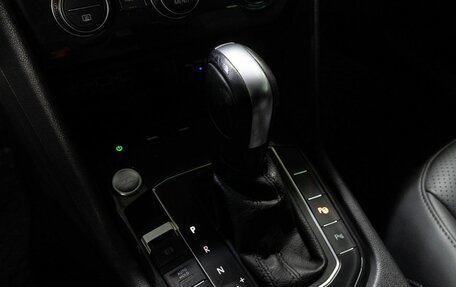 Volkswagen Tiguan II, 2020 год, 2 549 000 рублей, 11 фотография