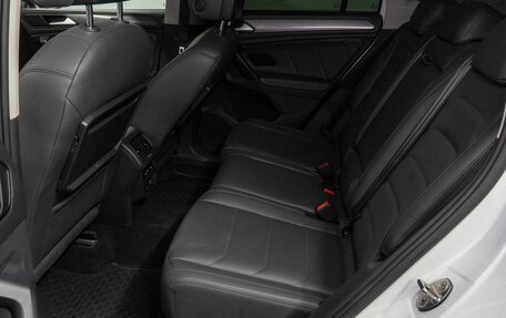 Volkswagen Tiguan II, 2020 год, 2 549 000 рублей, 18 фотография