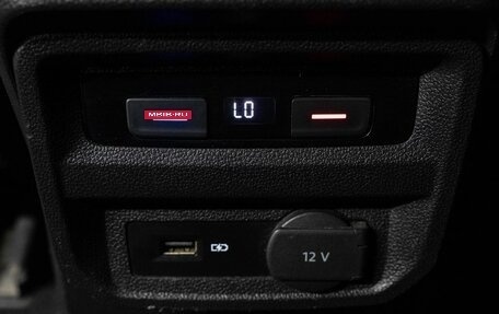 Volkswagen Tiguan II, 2020 год, 2 549 000 рублей, 19 фотография